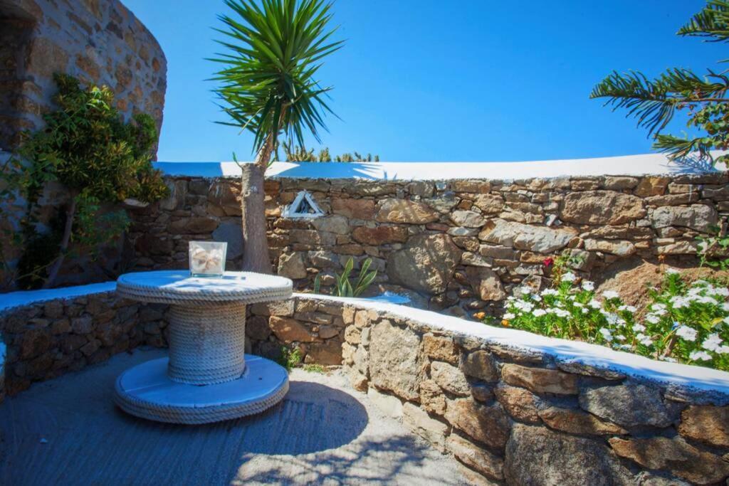 White Dreams Studio Mykonos Town エクステリア 写真
